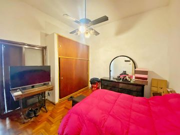 VENTA CASA 4 AMB 200 M2 VALENTIN ALSINA