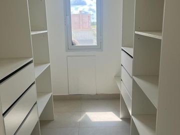 Casa en  El Golf, Barrio el Canton