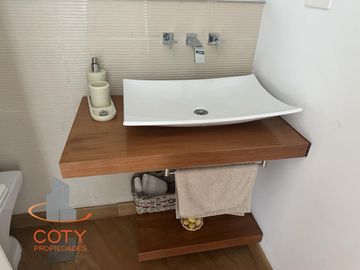 Mulieris departamento en Venta - 3 ambientes con dependencia