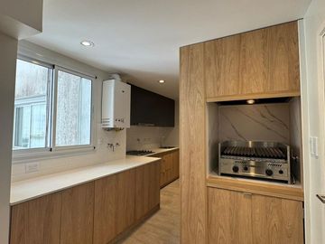 En venta departamento de tres ambientes con balcon, Plaza Colon Mar del Plata