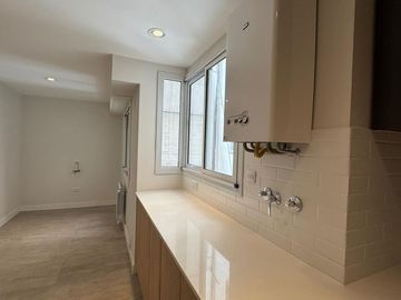 En venta departamento de tres ambientes con balcon, Plaza Colon Mar del Plata