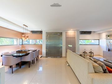 Casa en  San Sebastian