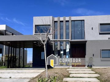 CASA EN VENTA, PUERTOS, BARRIO COSTAS, LOTE AL 100