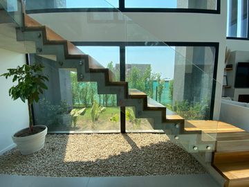 Casa en venta premium  a la laguna en Canton Islas