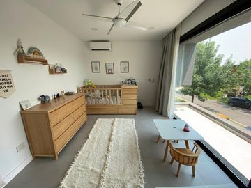 Casa en venta premium  a la laguna en Canton Islas