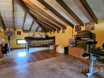 Casa en 3 Plantas En Venta En Colon Entre Ríos.
