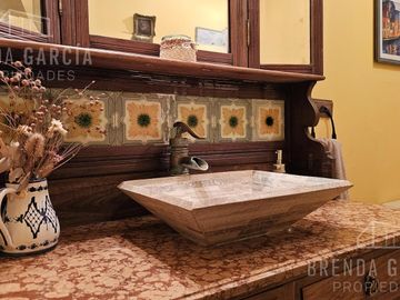 Casa en 3 Plantas En Venta En Colon Entre Ríos.