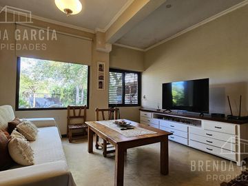 Casa en 3 Plantas En Venta En Colon Entre Ríos.