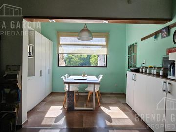 Casa en 3 Plantas En Venta En Colon Entre Ríos.