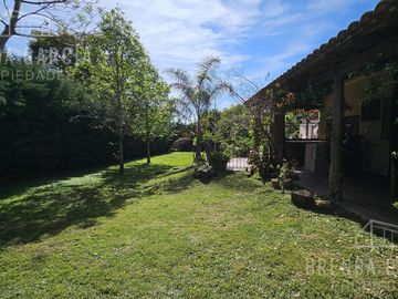 Casa en 3 Plantas En Venta En Colon Entre Ríos.