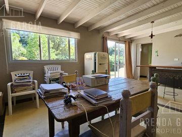 Casa en 3 Plantas En Venta En Colon Entre Ríos.
