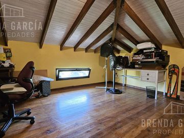 Casa en 3 Plantas En Venta En Colon Entre Ríos.