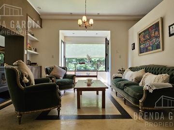 Casa en 3 Plantas En Venta En Colon Entre Ríos.