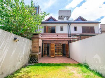 Venta de Casa en PH de 3 Dormitorios en  La Plata