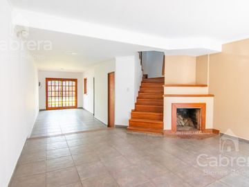 Venta de Casa en PH de 3 Dormitorios en  La Plata