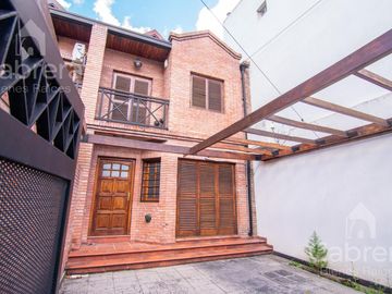 Venta de Casa en PH de 3 Dormitorios en  La Plata