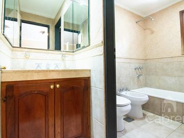Venta de Casa en PH de 3 Dormitorios en  La Plata