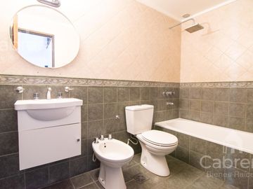 Venta de Casa en PH de 3 Dormitorios en  La Plata
