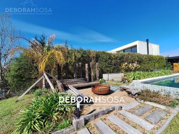 Casa en  Venta en El Canton-a la laguna-zona norte-escobar-el canton -