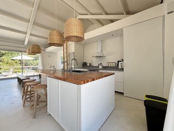 Casa en Venta - Barrio Residencial II Lote 59 de Costa Esmeralda - Escondida y privacidad