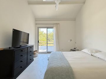 Casa en Venta - Barrio Residencial II Lote 59 de Costa Esmeralda - Escondida y privacidad