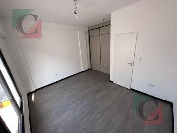 Venta Duplex 3 ambientes a Estrenar con entrada para auto y Patio (sin expensas)    Lomas de Zamora