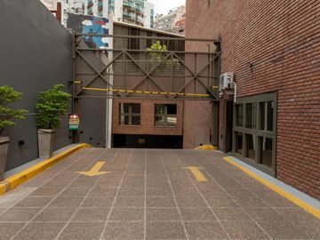 Se vende Semipiso Categoría -FRENTE A PLAZA ESPAÑA- B° Nueva córdoba-