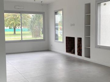 Casa en venta en  Boca Raton Country Club, Pilar