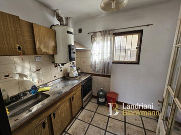 Casa en  Sargento Cabral al 1000
