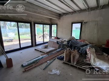 Casa en venta de  5 ambientes a estrenar  en barrio cerrado La Reserva de Hudson, Berazategui