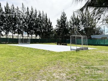 Casa en venta de  5 ambientes a estrenar  en barrio cerrado La Reserva de Hudson, Berazategui
