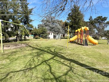 Casa en venta de  5 ambientes a estrenar  en barrio cerrado La Reserva de Hudson, Berazategui