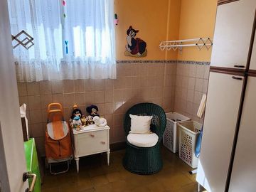 Departamento en  VENTA Semi Piso con Balcon terraza sobre Bv. Oroño