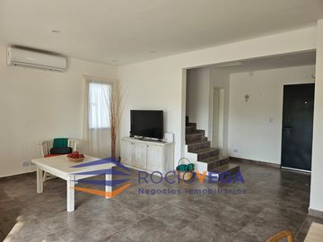 Casa en venta en el Barrio Acacias, Puertos del Lago, Escobar