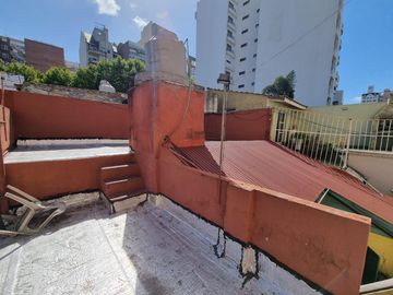 PH 3 amb c/terraza. Lanús oeste pleno centro. Sin expensas. Venta