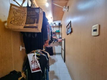 PH 3 amb c/terraza. Lanús oeste pleno centro. Sin expensas. Venta