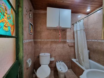 PH 3 amb c/terraza. Lanús oeste pleno centro. Sin expensas. Venta