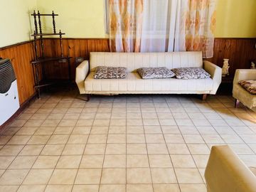 Casa zona Centro Colón Importante Lote