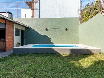 Espectacular casa a metros del Parque Lineal