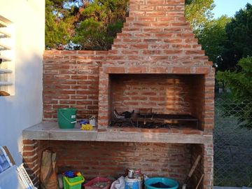Casa en venta - 2 Dormitorios 2 Baños - Cochera - 495Mts2 - Nueva Atlantis