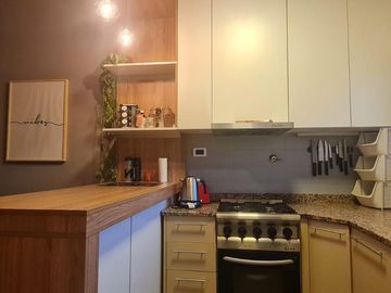 Casa en venta - 2 Dormitorios 2 Baños - 546Mts2 - Castelar