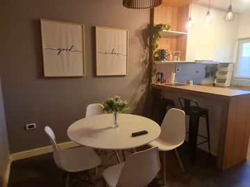 Casa en venta - 2 Dormitorios 2 Baños - 546Mts2 - Castelar
