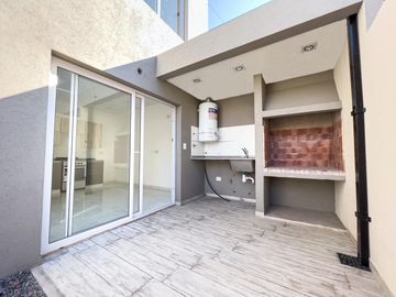 Excelente Dúplex de Calidad a Estrenar en Venta en Ituzaingó