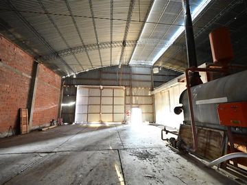 Naves Industriales