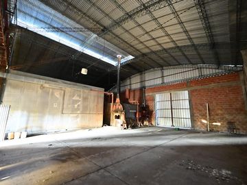 Naves Industriales
