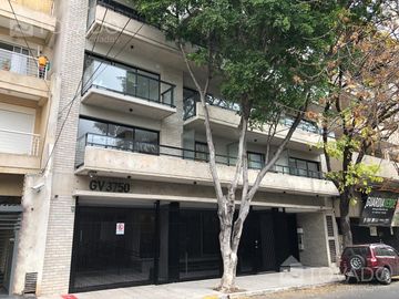 Monoambiente amoblado en Edificio de Categoría! Vista Abierta!