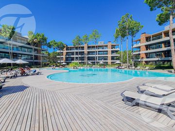 Venta en Renata Norte Pinamar I Departamento de dos dormitorios con terraza y cochera