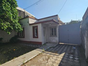 Casa en zona comercial Resistencia- Chaco