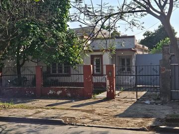 Casa en zona comercial Resistencia- Chaco