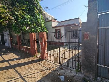 Casa en zona comercial Resistencia- Chaco